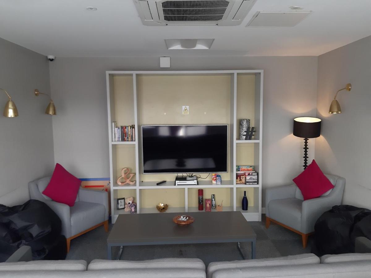 Yugo Explore - Arofan House Apartment Cardiff Ngoại thất bức ảnh